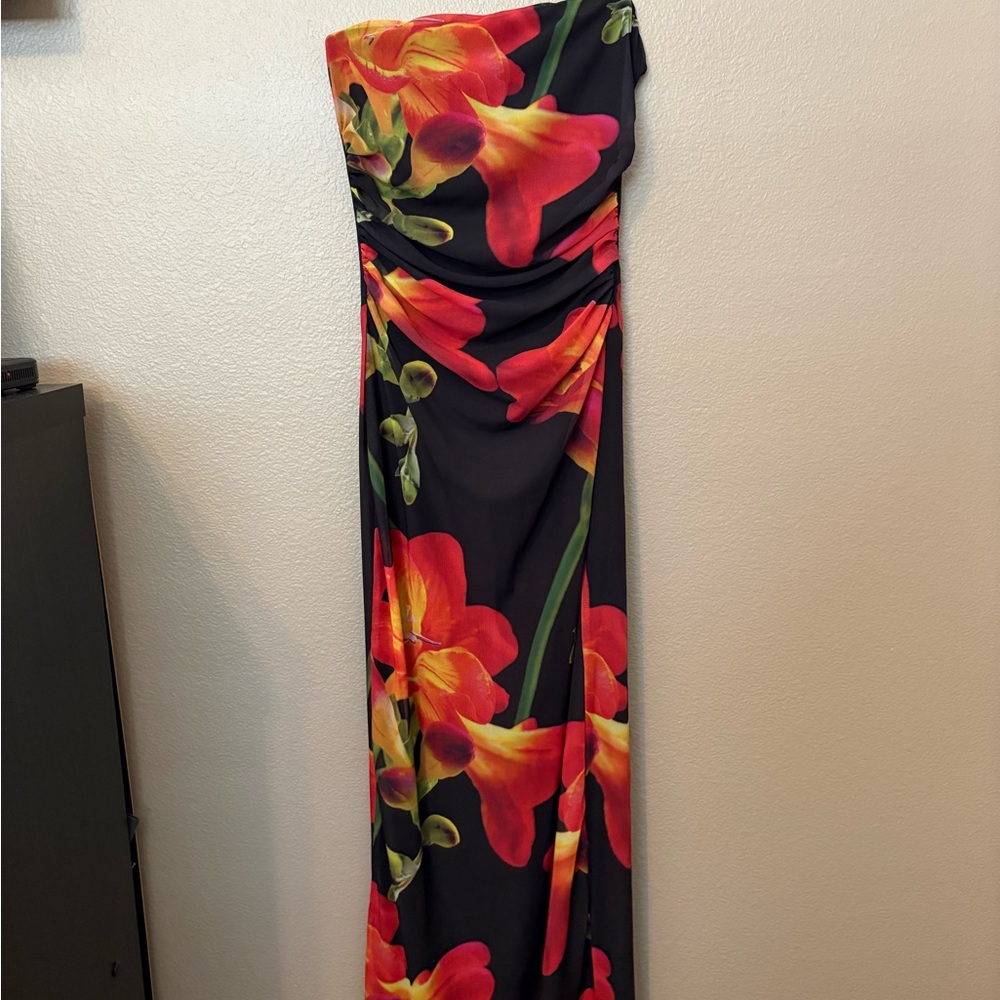 Zara Strapless Dress with Red and Orange Floral Design